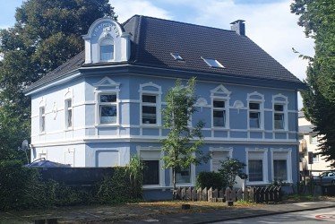 Hauptbild #Immobilienmakler Wuppertal# ! Freistehend mit 6 Garagen und gro�em Grundst�cK !